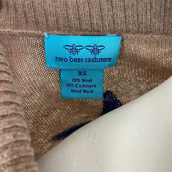 Two Bees Cashmere Tan Star Back Open Cardigan - Picture 5 of 7